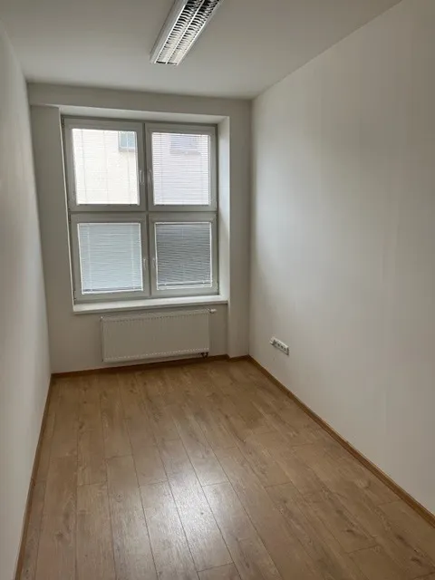 Pronájem kanceláře 12 m²